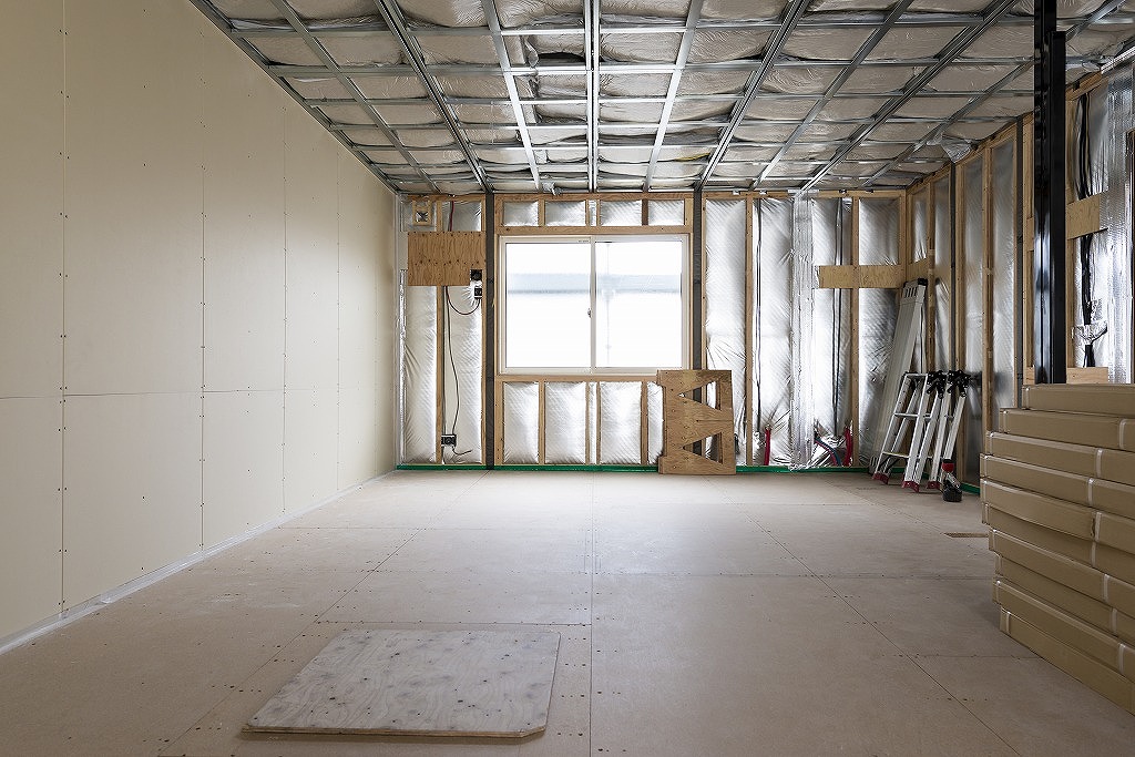軽天工事で空間を整える内装仕上げ施工